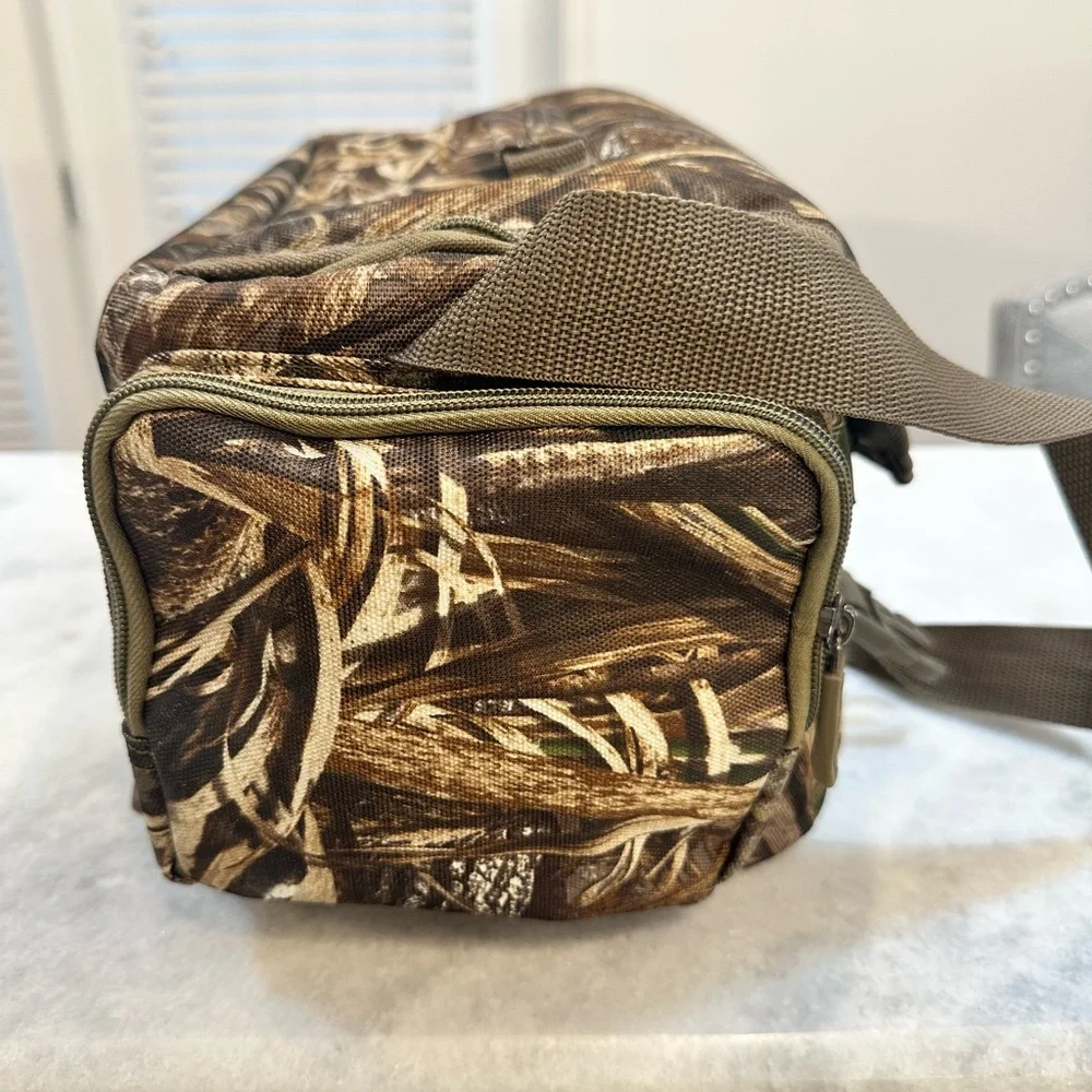 Air Blind Bag | Hunter’s Choice Bag with Strap and multiple compartments.